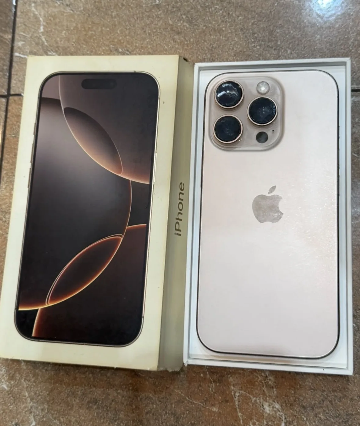 iPhone 16 Pro / 128Gb / 87% baterie