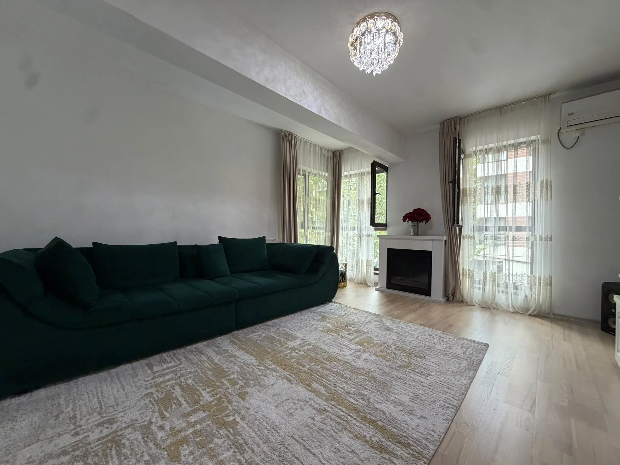 APARTAMENT 3 CAMERE, 90 MP, METALURGIEI BERCENI, 2 BĂI, 2 BALCOANE, MO